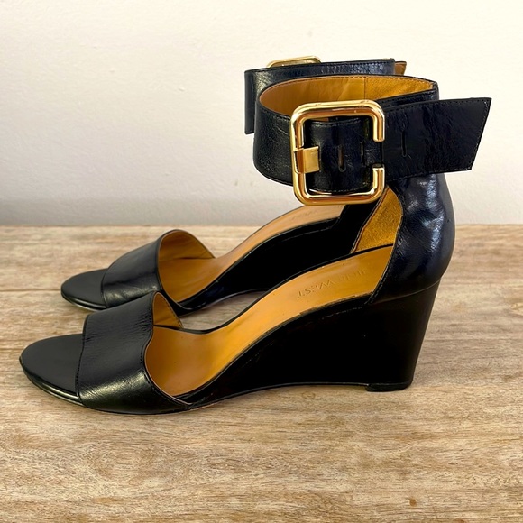 Nine West black ankle strap wedge sandals - Picture 3 of 13